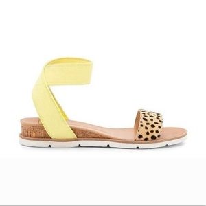 NWOT Dolce Vita “Vivian” Sandals